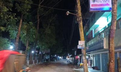 বোয়ালখালী পৌরসভায় জ্বলছে না সড়কবাতি, দুর্ভোগে পৌরবাসী