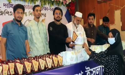 বোয়ালখালীতে শিক্ষার্থীদের ছাত্রশিবিরের সংবর্ধনা