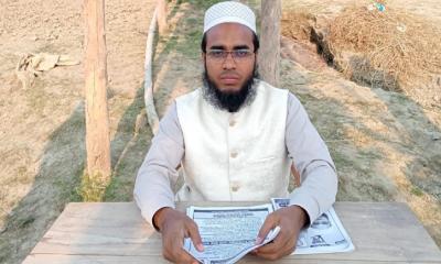 বাঁশের সাঁকোর নিচে ভিন্নধর্মী নির্বাচনী ইশতেহার ঘোষণা করলেন রায়হান জামিল