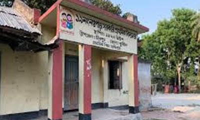 ভোটকেন্দ্র থেকে সিসি ক্যামেরা চুরি