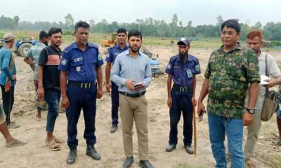 মান্দায় ভ্রাম্যমাণ আদালতের পৃথক অভিযানে ৫৬ হাজার টাকা জরিমানা