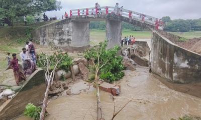 কালভার্ট ভেঙে তিন ইউনিয়নের বাসিন্দাদের চলাচলে বড় বিপত্তি