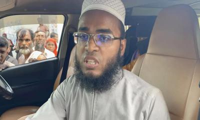 ফরিদপুরে ১০ টাকায় ইলিশ বিতরণে বিপাকে এমপি প্রার্থী রায়হান জামিল