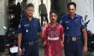 কেন্দুয়ায় চলন্ত বাসে ডাকাতির সন্দেহে একজন আটক