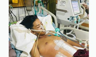 মাদারগঞ্জে সড়ক দুর্ঘটনায় পা বিচ্ছিন্ন হওয়া কিশোর নাইমের মৃত্যু