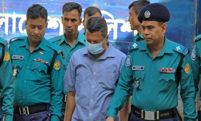 মানবতাবিরোধী অপরাধ মামলায় সাবেক আইজিপি মামুনের ৫ বছর কারাদণ্ড