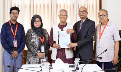 প্রধান উপদেষ্টার কাছে দ্বিতীয় ইন্টেরিম রিপোর্ট জমা দিল গুম সংক্রান্ত কমিশন