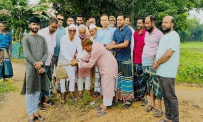 ভালুকায় একযোগে ১০টি রাস্তার উন্নয়ন কাজের উদ্বোধন করলেন জননেতা হাজ্বী শহিদুল ইসলাম শহিদ