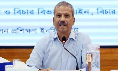 বিচার প্রক্রিয়ায় সেনাবাহিনীর সহযোগিতা প্রশংসনীয় : আইন উপদেষ্টা
