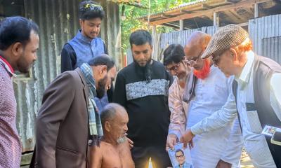 গোপালগঞ্জ-১ আসনে সেলিমুজ্জামান সেলিমের নির্বাচনী প্রচারণায় উঠান বৈঠক ও গণসংযোগ