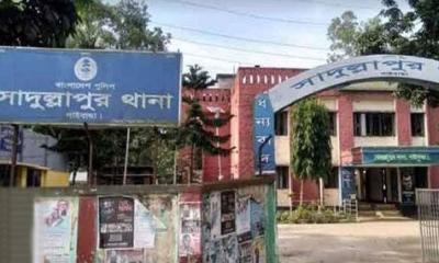 সাদুল্লাপুরে কাভার্ডভ্যানের ধাক্কায় ২ অটোরিকশা যাত্রী নিহত