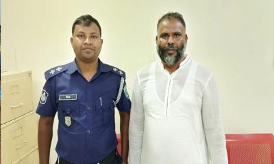উলিপুরে নাশকতার পরিকল্পনার অভিযোগে ইউপি চেয়ারম্যান গ্রেফতার