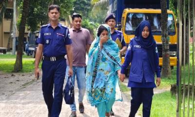 বড়াইগ্রামে টর্চ লাইটের আঘাতে দাদী খুন, স্বামীসহ নাতনী আটক
