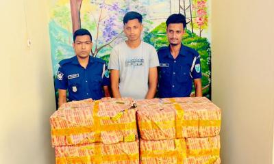 কুলাউড়ায় ১ লাখ শলাকা ভারতীয় বিড়ি জব্দ, একজন গ্রেফতার