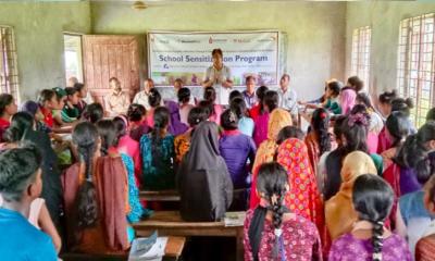 ঠাকুরগাঁওয়ের বসন্তপুর আদর্শ উচ্চ বিদ্যালয়ে স্কুল সেনসিটাইজেশন প্রোগ্রাম অনুষ্ঠিত