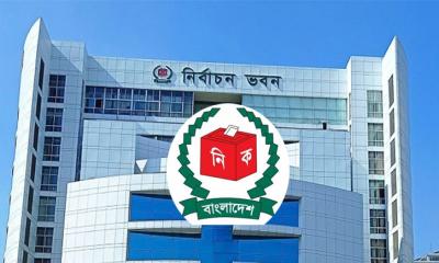 একযোগে নির্বাচন কমিশনের ৫১ কর্মকর্তা বদলি