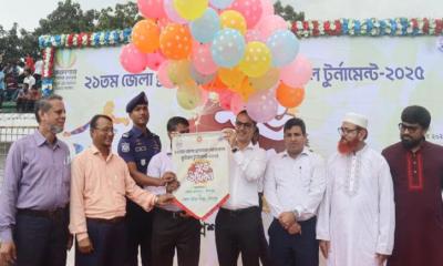 চাঁদপুরে ২১তম জেলা প্রশাসক গোল্ডকাপ ফুটবল টুর্নামেন্ট উদ্বোধন