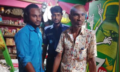 মদনে গাঁজাসহ পিতাপুত্র আটক