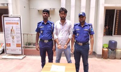 রূপগঞ্জে পুলিশের অভিযানে পিস্তলের কাঁচা গুলি উদ্ধার