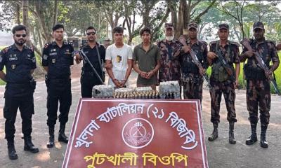 বেনাপোল সীমান্তে ফেনসিডিলসহ আটক ২