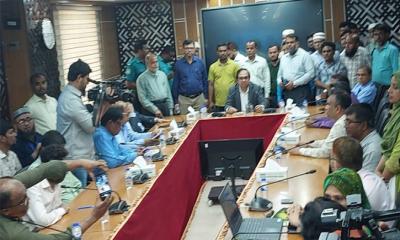 সচিবালয়ে কর্মকর্তা-কর্মচারীদের কর্মসূচি স্থগিত