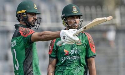 দুই ওপেনারের ফিফটিতে দারুণ সূচনা বাংলাদেশের