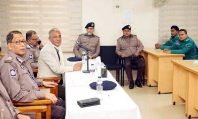 নির্বাচনে পুলিশ নিরপেক্ষ ভূমিকা পালন করবে : স্বরাষ্ট্র উপদেষ্টা