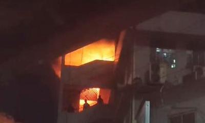 রাজধানীর মৌচাকে মসজিদে আগুন