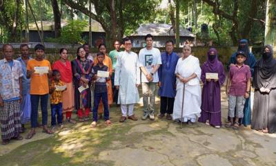 উলিপুরে অম্বিকাচরণ রায় শিক্ষাবৃত্তি প্রদান