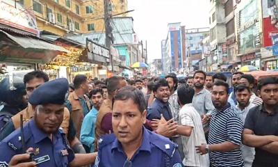 বৈষম্যবিরোধী ছাত্র আন্দোলন ও জুলাই যোদ্ধা ফোর্সের সংঘর্ষে পুলিশসহ আহত ১০