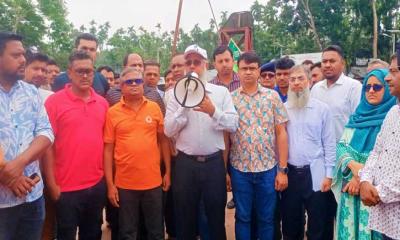 কাউখালীতে নদী ও গাবখান চ্যানেল এলাকা পরিদর্শন করলেন সেতু সচিব