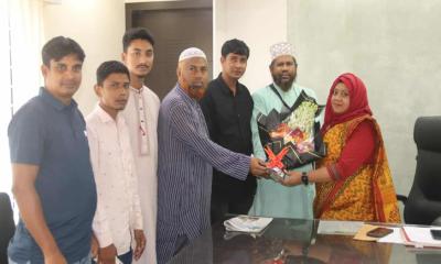 মান্দায় প্রিন্ট ও ইলেকট্রনিক্স মিডিয়ার সংবাদকর্মীদের সঙ্গে নবাগত ইউএনওর মতবিনিময়