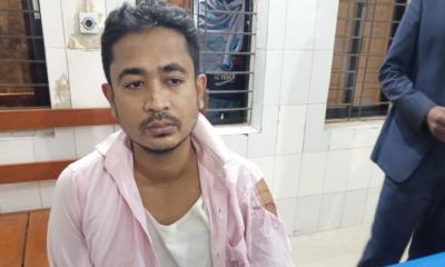 বাউফলে ব্যাংকের কোষাধ্যক্ষকে কুপিয়ে জখমের অভিযোগ