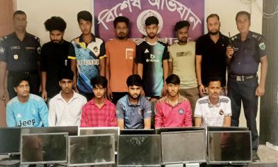 মান্দায় অনলাইন জুয়ার মূল হোতাসহ গ্রেপ্তার ১৫