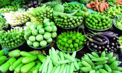 বাজারে ৮০–১০০ টাকার নিচে নেই কোনো সবজি