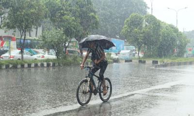 দুপুরের মধ্যেই ঢাকায় বজ্রবৃষ্টির সম্ভাবনা