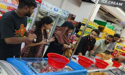 স্বপ্ন-তে মাত্র ১০০ টাকায় আনলিমিটেড আইসক্রিম!