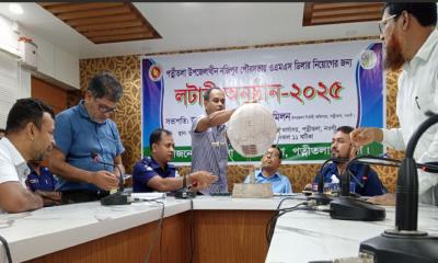 পত্নীতলায় লটারি পদ্ধতির মাধ্যমে ওএমএস ডিলার নিয়োগ