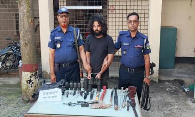 জামালপুরে অস্ত্রসহ এক যুবক গ্রেফতার