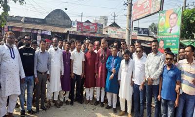 শ্রীপুরে লকডাউনের প্রভাব পড়েনি,কঠোর অবস্থানে বিএনপির নেতাকর্মী ও আইনশৃঙ্খলা বাহিনী