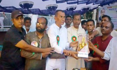 বানারীপাড়ায় আরাফাত রহমান কোকো স্মৃতি ক্রিকেট টুর্নামেন্টের ফাইনাল অনুষ্ঠিত