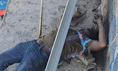 কেশবপুরে জানালার কাজ করতে গিয়ে বিদ্যুৎস্পৃষ্টে শ্রমিকের মৃত্যু, আহত ২