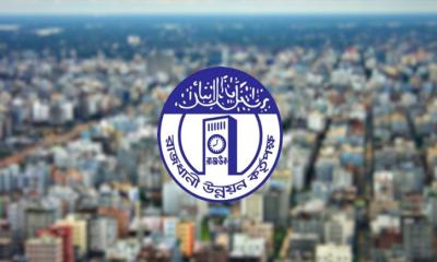 রাজধানীতে ৩০০ ঝুঁকিপূর্ণ ভবন চিহ্নিত: রাজউক চেয়ারম্যান