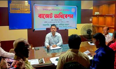 টেকসই নগর অবকাঠামো উন্নয়নে গুরুত্ব দিয়ে ইসলামপুর পৌরসভার বাজেট ঘোষণা