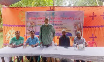ময়মনসিংহে বাকৃবির উদ্যোগে গবাদিপশুর চিকিৎসা ও টিকাদান কর্মসূচি অনুষ্ঠিত
