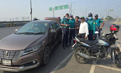 নিরাপত্তার চাদরে ঢাকা, মোড়ে মোড়ে তল্লাশি অভিযান