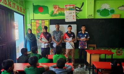 রাজাপুরে কৈবর্তখালি ব্লাড ডোনেশন ক্লাবের উদ্যোগে ভূমিকম্প সচেতনতা ক্যাম্পেইন ও লিফলেট বিতরণ