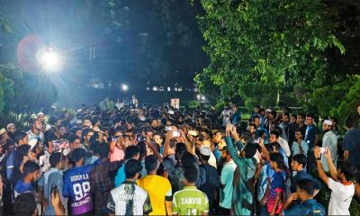 ঢাকায় ব্যবসায়ীকে হত্যার প্রতিবাদে ইবিতে বিক্ষোভ