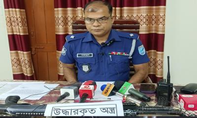 সদরপুর থানা থেকে লুট হওয়া অস্ত্র পরিত্যক্ত অবস্থায় উদ্ধার
