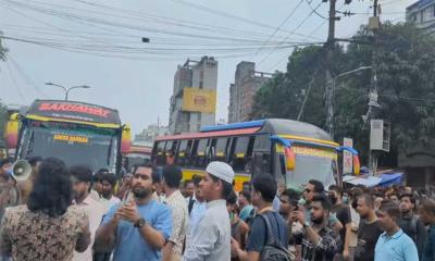 নতুনবাজারে ইউআইইউ শিক্ষার্থীদের সড়ক অবরোধ